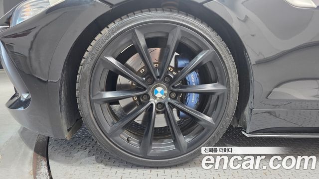 BMW Z4 2009 — photo 5