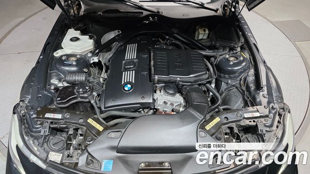 BMW Z4 2009 — photo 6