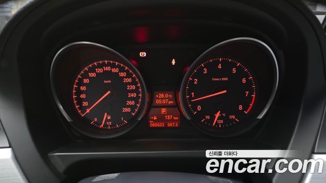 BMW Z4 2009 — photo 8