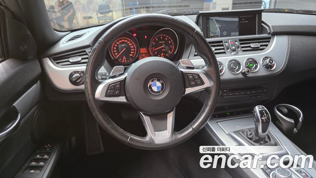 BMW Z4 2009 — photo 12