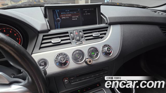 BMW Z4 2009 — photo 13