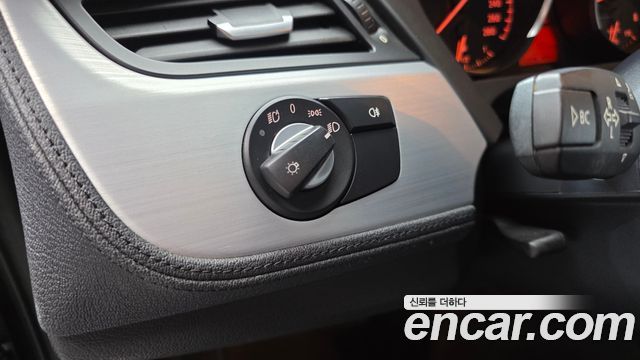 BMW Z4 2009 — photo 15