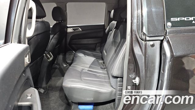 KG Mobility Rexton 2018 — photo 16