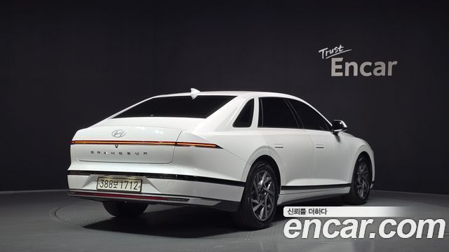 Hyundai Grandeur 2023 — photo 2