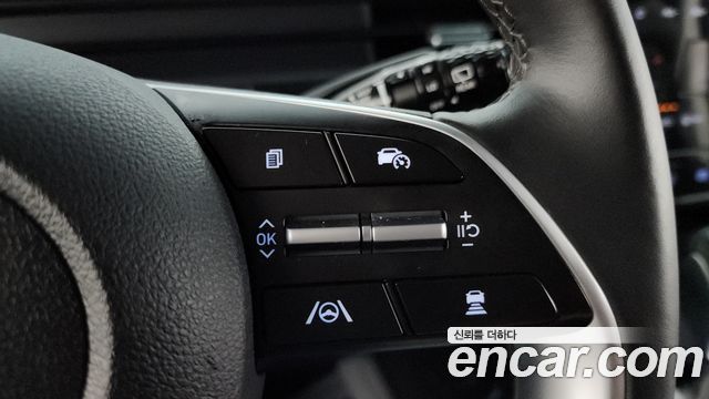 Hyundai Staria 2025 — photo 18