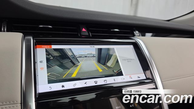 Land Rover Discovery Sport 2020 — photo 21