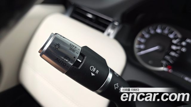 Land Rover Discovery Sport 2020 — photo 29