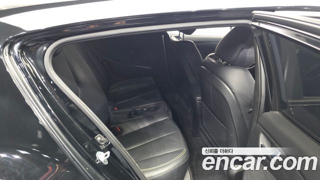 Hyundai Veloster 2017 — photo 11