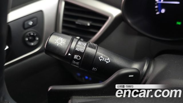 Hyundai Veloster 2017 — photo 18