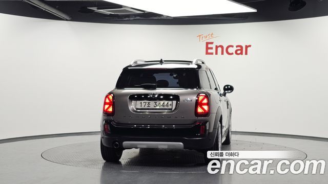 Mini Countryman 2019 — photo 4