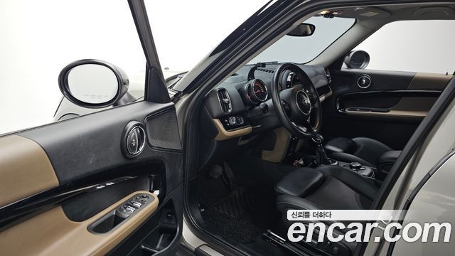 Mini Countryman 2019 — photo 10