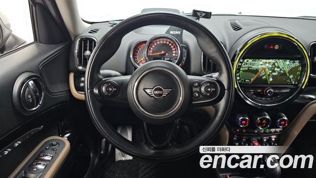 Mini Countryman 2019 — photo 13