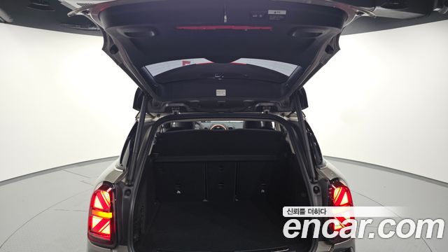 Mini Countryman 2019 — photo 20