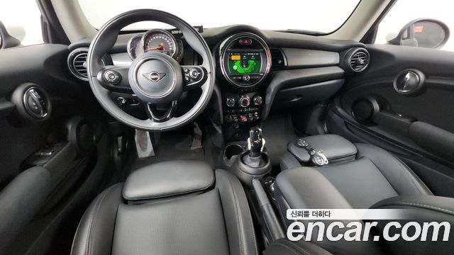 Mini Cooper 2020 — photo 10