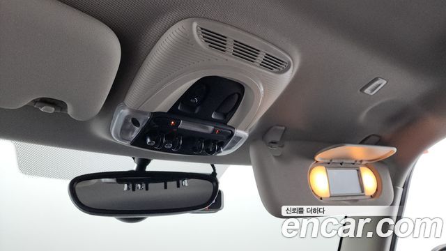 Mini Cooper 2020 — photo 26