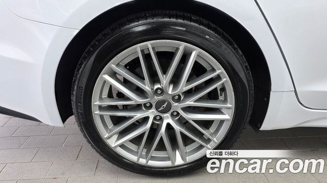 Genesis G70 2019 — photo 5