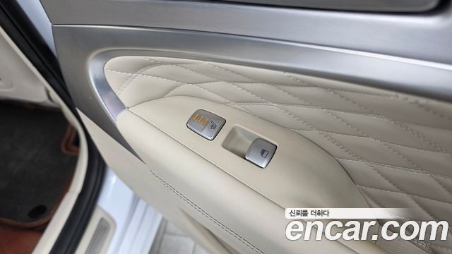 Genesis G70 2019 — photo 18