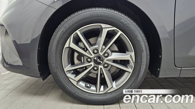 Kia K3 2022 — photo 5