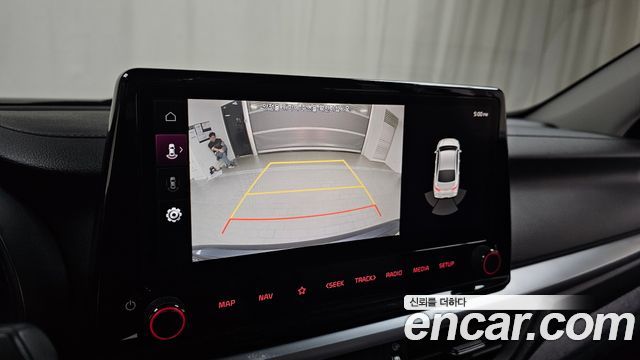 Kia K3 2022 — photo 23