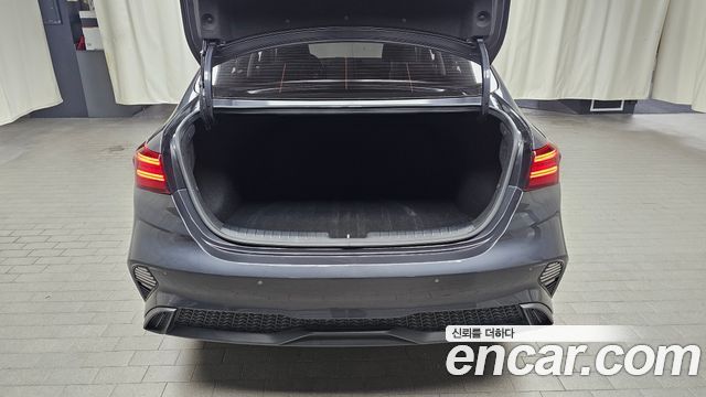 Kia K3 2022 — photo 26