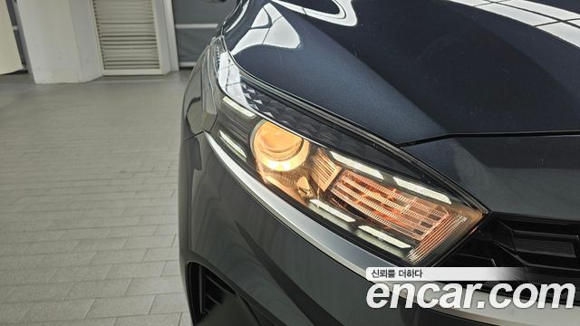 Kia K3 2022 — photo 8