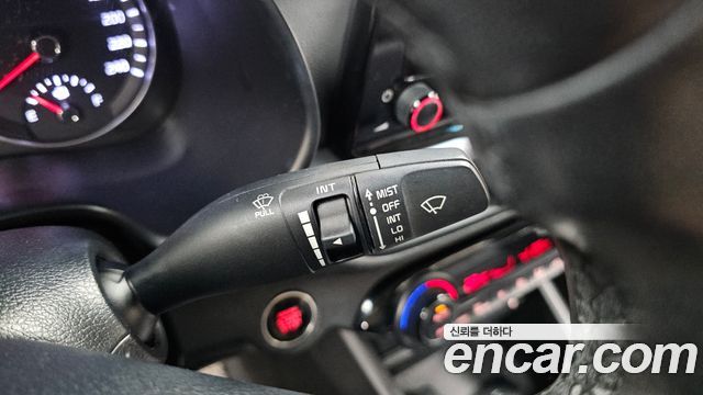 Kia K3 2022 — photo 27