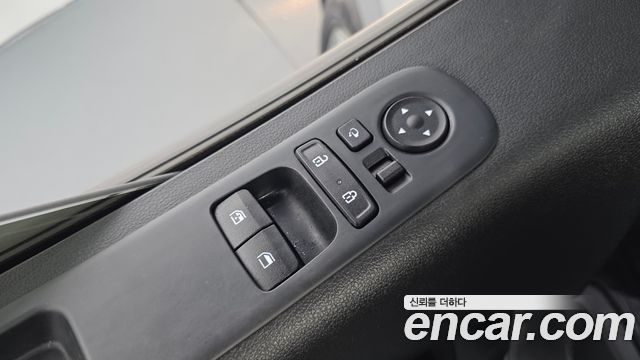 Hyundai Staria 2023 — photo 20