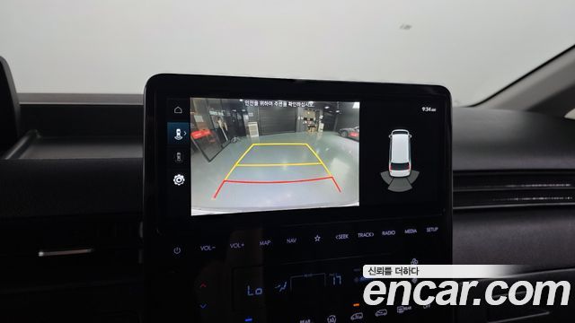 Hyundai Staria 2023 — photo 24