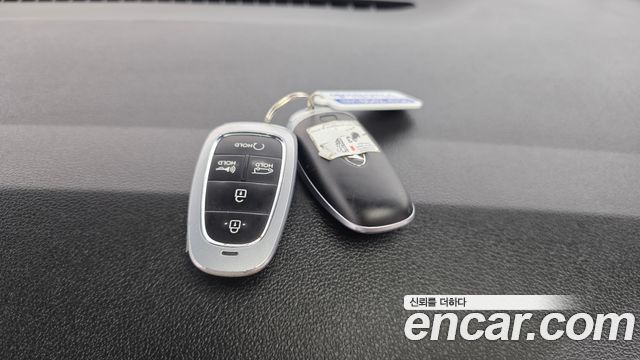 Hyundai Staria 2023 — photo 25