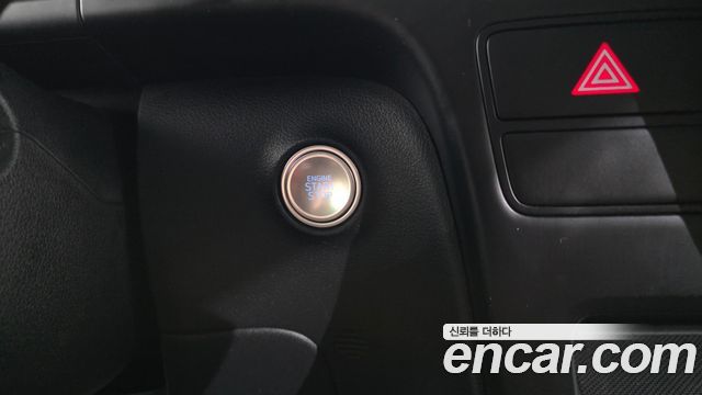 Hyundai Staria 2023 — photo 32