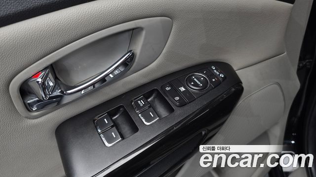 Kia Canival 2019 — photo 26