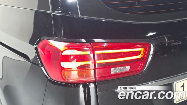 Kia Canival 2019 — photo 9