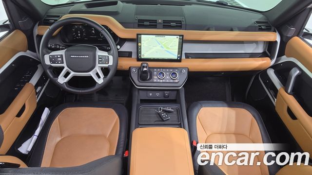 Land Rover Defender 2024 — photo 10