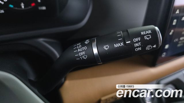 Land Rover Defender 2024 — photo 29