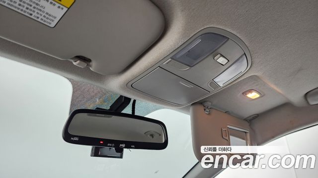 Kia Stonic 2018 — photo 25
