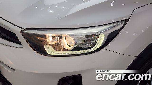 Kia Stonic 2018 — photo 8