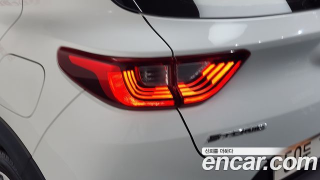 Kia Stonic 2018 — photo 9