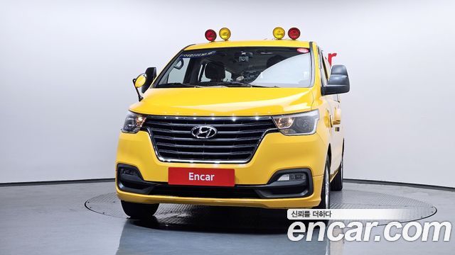 Hyundai Starex 2019 — photo 3