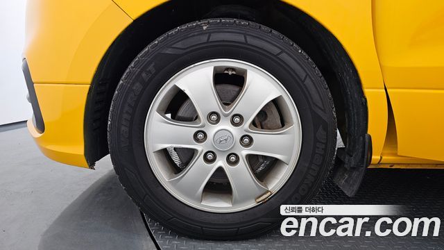 Hyundai Starex 2019 — photo 5
