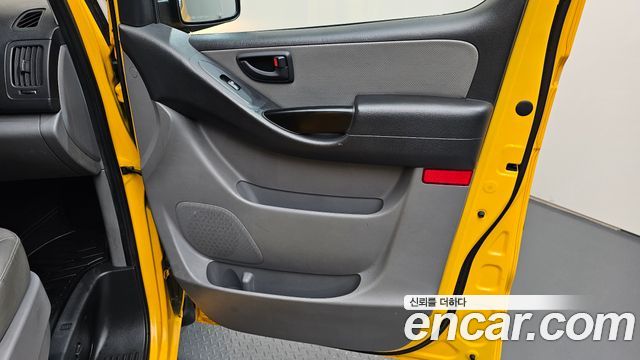 Hyundai Starex 2019 — photo 15