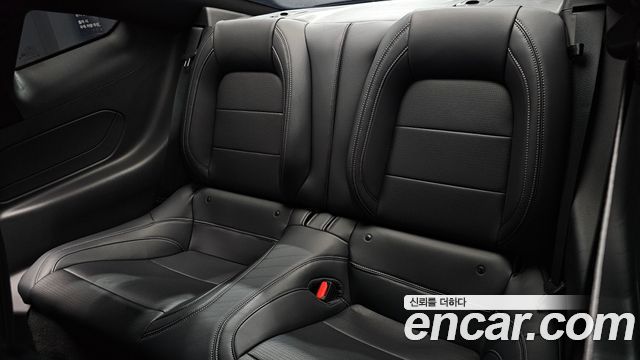 Ford Mustang 2024 — photo 17
