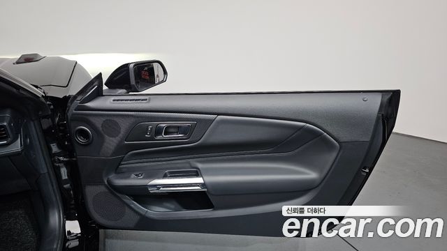 Ford Mustang 2024 — photo 15