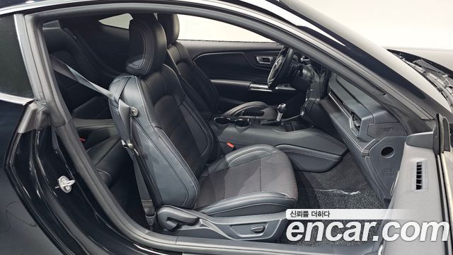 Ford Mustang 2024 — photo 16