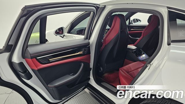Porsche Panamera 2024 — photo 26