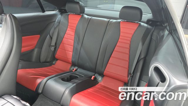 Mercedes-Benz E-Class 2017 — photo 17