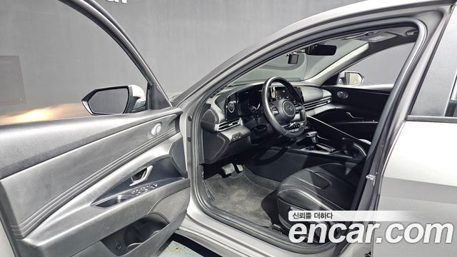 Hyundai AVANTE 2021 — photo 13
