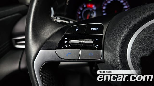 Hyundai AVANTE 2021 — photo 19