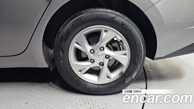 Hyundai AVANTE 2021 — photo 7