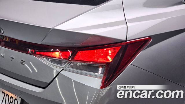 Hyundai AVANTE 2021 — photo 9