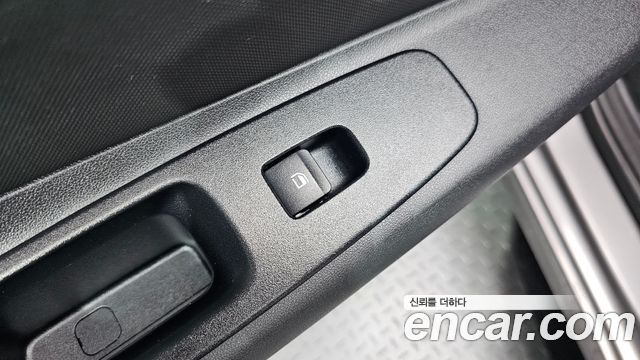 Hyundai AVANTE 2021 — photo 28